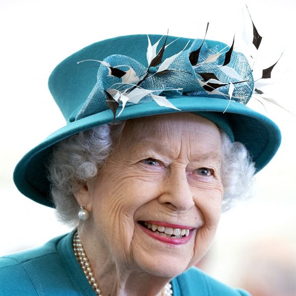 La reine Élizabeth II lors d'une visite à l'Edinburgh Climate Change Institute de l'université d'Édimbourg, au Royaume-Uni, le 1er juillet 2021.

Photo : Jane Barlow / PA Wire / Abaca