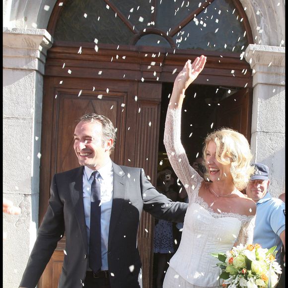 Une région qu'une star française adore : Alexandra Lamy, elle y a grandi et s'est mariée à Anduze avec Jean Dujardin

Alexandra Lamy et Jean Dujardin lors de leur mariage à Anduze dans les Cévennes en 2009
©JACOVIDES-MOREAU / BESTIMAGE