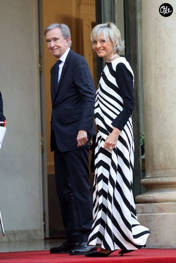 Bernard Arnault, Pdg de LVMH et sa femme Hélène Mercier Arnault - Arrivées des personnalités au dîner d’État en l’honneur du président brésilien et de sa femme au palais présidentiel de l’Élysée à Paris le 5 juin 2025.

© Jacovides / Moreau / Bestimage