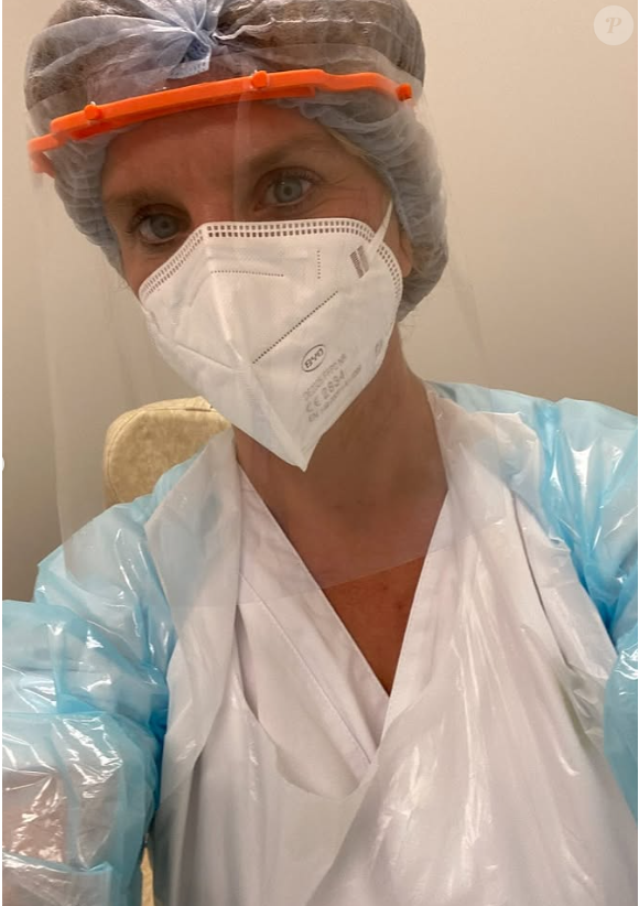 Elle fait le bilan de ses 20 ans de carrière d'infirmière.

Céline, aventurière de "Koh-Lanta".