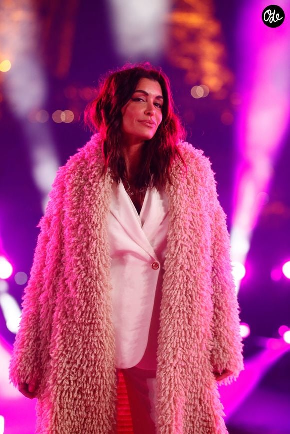 Jenifer Bartoli - Tournage de l'émission "La grande soirée du 31 décembre de Paris" au Musée du Quai Branly à Paris, diffusée le 31 décembre sur France 2
© Christophe Clovis / Bestimage