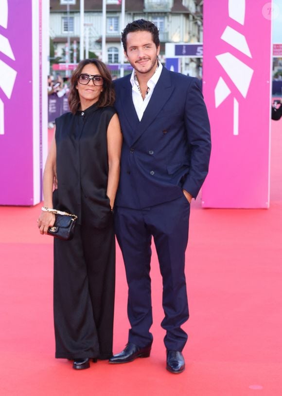 Florence Foresti et son compagnon Alexandre Kominek à la première du film "Nouvelle Vague" lors du 51éme Festival du Cinéma Américain de Deauville le 12 septembre 2025.

© Denis Guignebourg / Bestimage