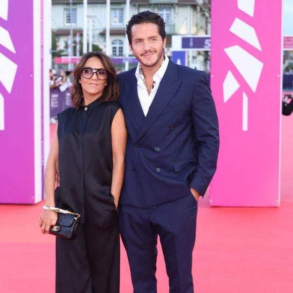 Florence Foresti et son compagnon Alexandre Kominek à la première du film "Nouvelle Vague" lors du 51éme Festival du Cinéma Américain de Deauville le 12 septembre 2025.

© Denis Guignebourg / Bestimage