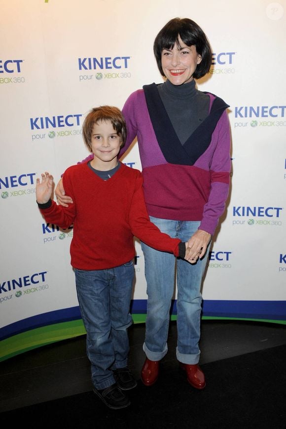 Lio et son fils Diego à la soirée Kinect pour XBox 360 au VIP Room Theatre à Paris, France, le 9 novembre 2010. Photo de Nicolas Briquet/ABACAPRESS.COM