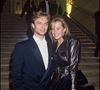 L’ancienne épouse de David Hallyday a en revanche rendu hommage à Nathalie Baye sur Instagram.

Estelle Lefébure et David Hallyday lors de la soirée des "Bests" en 1989. © Bestrand Petroff / BestImage