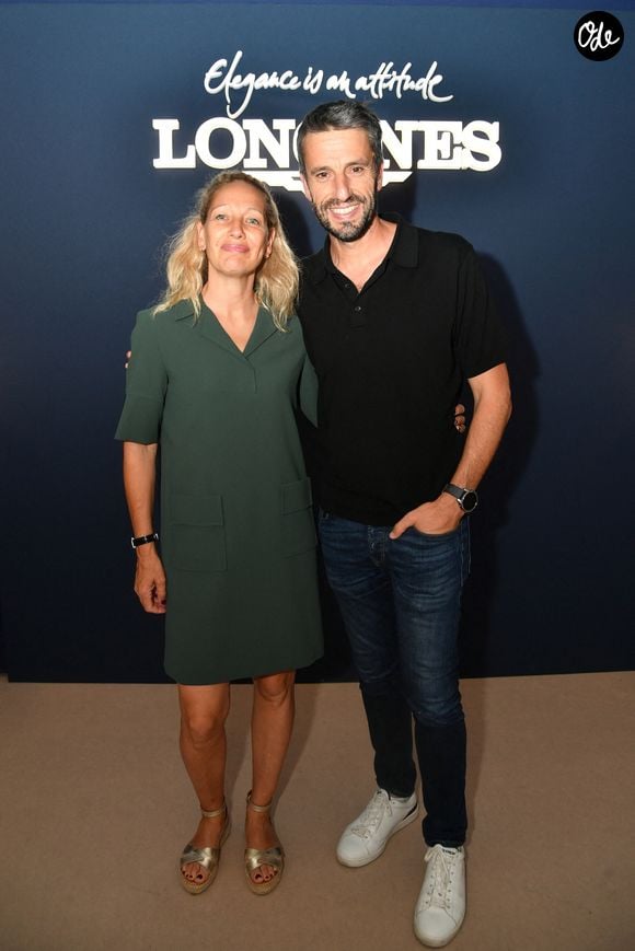 Exclusif - Tony Estanguet et sa compagne dans l'espace VIP, le Pavillon Eiffel, lors de la 12ème édition Longines Paris Eiffel Jumping au pied de la Tour Eiffel sur le Champ-de-Mars à Paris, France, le 19 juin 2026.

© Perusseau-Veeren/Bestimage