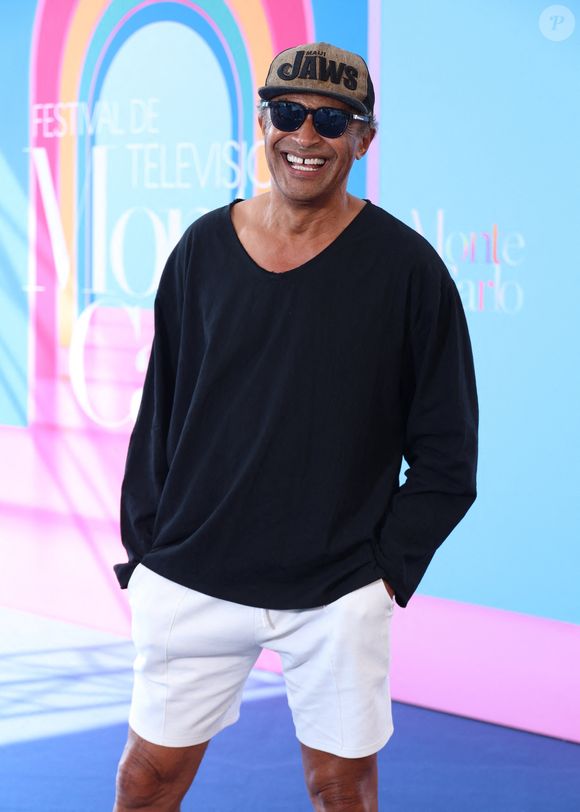 La publication déclenche un scandale médiatique et politique, poussant Ardisson à s'expliquer à la télévision pour défendre l’authenticité de l’échange. 

Yannick Noah au photocall du téléfilm "Mort sur terre battue" lors du 64ème Festival de télévision de Monte-Carlo, le 17 juin 2025. 
© Denis Guignebourg / Bestimage