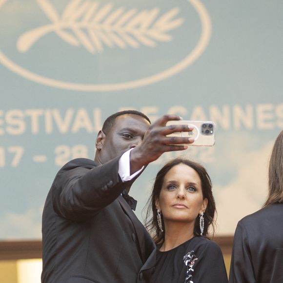 Omar Sy et sa femme Hélène - Montée des marches du film « Top Gun : Maverick » lors du 75ème Festival International du Film de Cannes. Le 18 mai 2022
© Cyril Moreau / Bestimage
