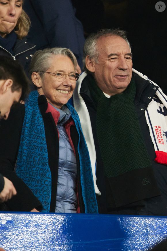 Le Premier ministre François Bayrou était présent aux côtés de sa ministre, Élisabeth Borne

François Bayrou, Premier ministre, et Elisabeth Borne en tribunes lors du match du Tournoi des Six Nations opposant la France à l'Écosse (35-16) au Stade de France à Saint-Denis, Seine Saint-Denis, France, le 15 mars 2025. © Christian Liewig/Bestimage
