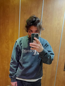 Etienne Carbonnier (Quotidien) installé dans un très bel appartement parisien pourvu d'une immense terrasse : aperçus de son bien unique