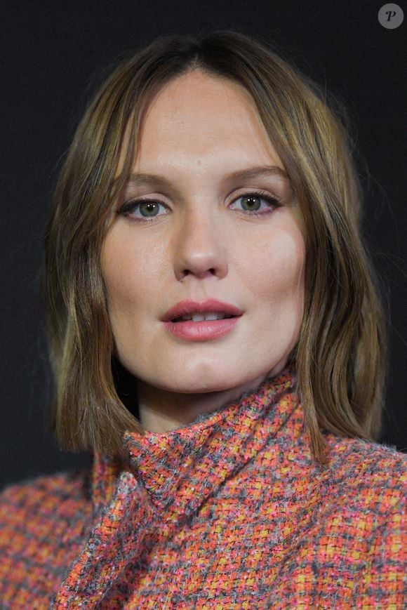 Ana Girardot assiste au Prix André Bazin Cahiers Du Cinéma à La Coupole à Paris, France, le 12 décembre 2024. Photo par Aurore Marechal/ABACAPRESS.COM