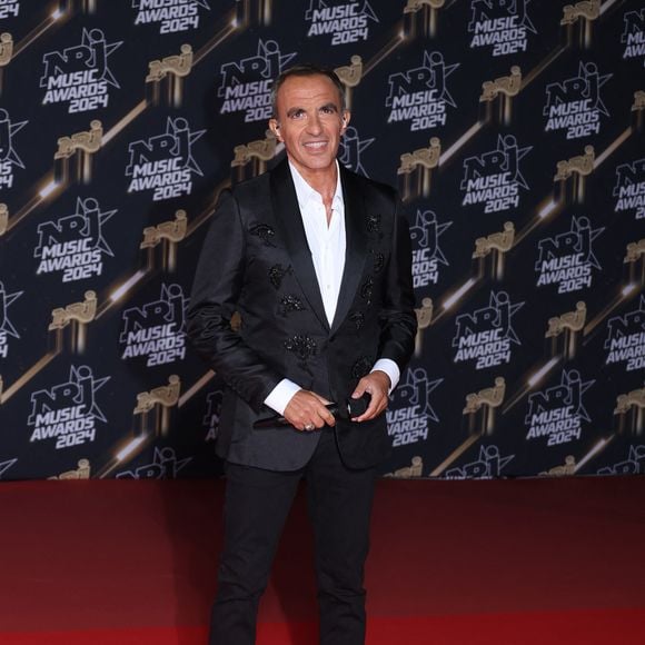 Nikos Aliagas - Photocall de la 26ème édition des NRJ Music Awards au palais des festivals de Cannes, France, le 1er novembre 2024. © Guignebourg-Bebert/Bestimage