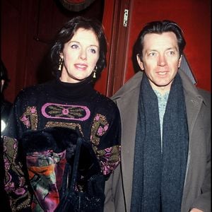 ARCHIVES - Anny Duperey et Bernard Giraudeau à la générale du Pygmalion en 1993. (BERTRAND RINDOFF PETROFF / BESTIMAGE).
