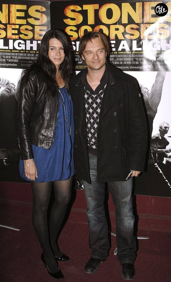 David Hallyday et son épouse Alexandra Pastor assistent à la première du film de Martin Scorsese consacré aux Rolling Stones, "Shine A Light", à l'Olympia de Paris, en France, le 9 avril 2008. 

Photo de Giancarlo Gorassinio/ABACAPRESS.COM
