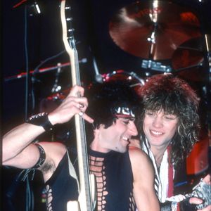 Archives : Le premier bassiste de Bon Jovi, Alec John Such @Backgrid USA / Bestimage