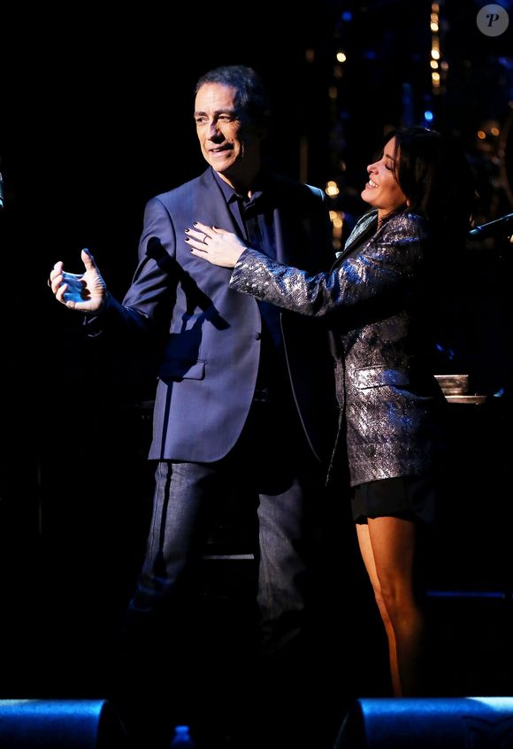 Alain Chamfort et Jenifer Bartoli - Alain Chamfort a donné un concert exceptionnel au grand Rex sur le theme "Elles et Lui" a paris le 30 janvier 2013. Tout au long de la soirée il a enchaine des duos avec plusieurs jeunes chanteuses.
DOMINIQUE JACOVIDES / BESTIMAGE
