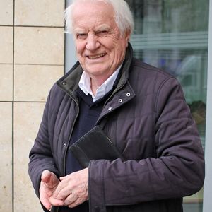 André Dussollier à la sortie des studios de RTL à Neuilly-sur-Seine, le 18 décembre 2025.
© Jonathan Rebboah / Bestimage