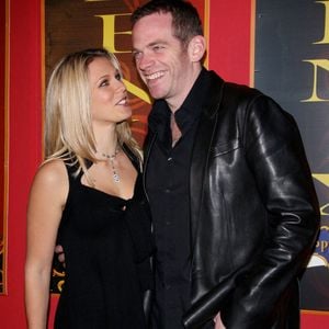 Les tourtereaux se sont séparés après trois ans d'amour et ont chacun refait leur vie de leur côté. Lorie est d'ailleurs devenue maman en 2020.

Lorie et Garou à la soirée d'ouverture du 'Cirque Phenix', à Paris, France, le 3 décembre 2007. Photo Denis Guignebourg/Abaca