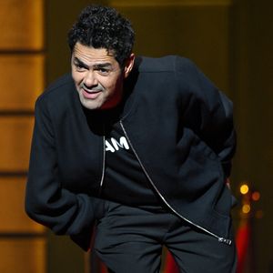 Jamel Debbouze présente les humoristes du Jamel Comedy Club sur la scène du palais Nikaia à Nice, le 27 février 2025. Se sont succédés Antek, Doully, I.Djadel, J.Santini, Nordine Ganso, R.Harjane et Kino en première partie.
© Bruno Bebert / Bestimage