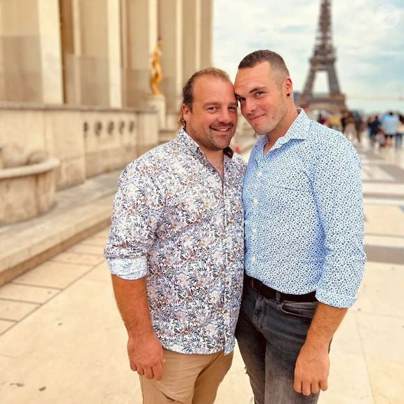 Guillaume et son compagnon Tom prennent la pose sur Instagram.