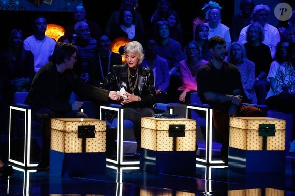 Exclusif - Thomas Dutronc, Denise Fabre, Jérémy Frérot - Enregistrement de l'émission "La Boîte à Secrets N°20" dans les studios de la Cité du Cinéma à Saint-Denis, présentée par F.Bollaert et diffusée le 10 janvier sur France 3
© Christophe Clovis / Bestimage