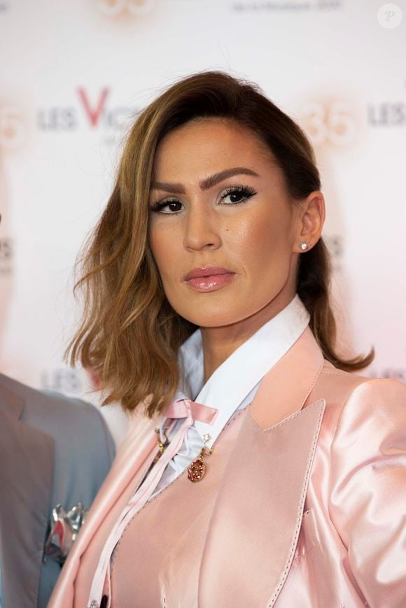 Vitaa au photocall de la 35ème cérémonie des Victoires de la musique à la Seine musicale de Boulogne-Billancourt.

Photo : Cyril Moreau / Bestimage
