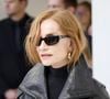 Isabelle Huppert et sa fille Lolita Chammah se sont retrouvées au défilé Balenciaga à Paris.

Isabelle Huppert aux arrivées au défilé Balenciaga Collection Femme Prêt-à-Porter Printemps/Eté lors de la Fashion Week de Paris (PFW) au Tennis Club de Paris, France. © Christophe Aubert/Bestimage