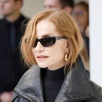 Tous les regards étaient tournés vers elles : la sortie remarquée d'Isabelle Huppert avec sa fille Lolita au défilé Balenciaga