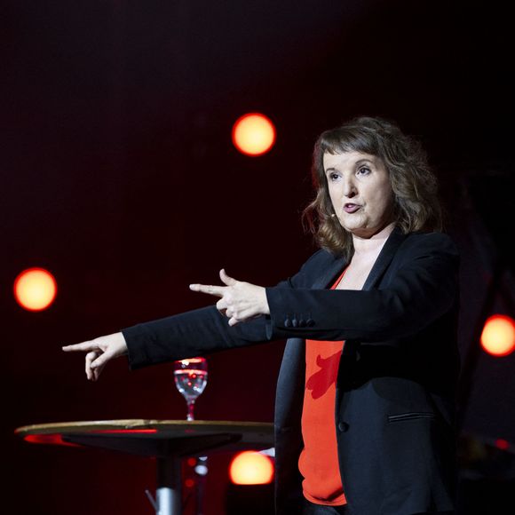 Exclusif - Anne Roumanoff sur la scène du concert solidaire pour les enfants de la guerre "Ensemble à l'Olympia" à Paris présenté par EliseCare le 10 février 2025

© Jack Tribeca / Pierre Perusseau / Bestimage