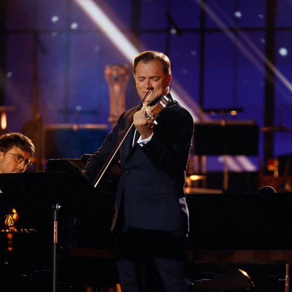 Renaud Capuçon - "Concert de Paris" sur le parvis de l'hôtel de ville de Paris retransmis en direct sur France 2 et sur France Inter, Paris le 14 juillet 2024. © Christophe Clovis - Pierre Perusseau / Bestimage