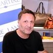 “Mon autonomie a pris un congé sans solde” : Arthur toujours en convalescence, l’animateur raconte à quoi ressemble son quotidien assisté