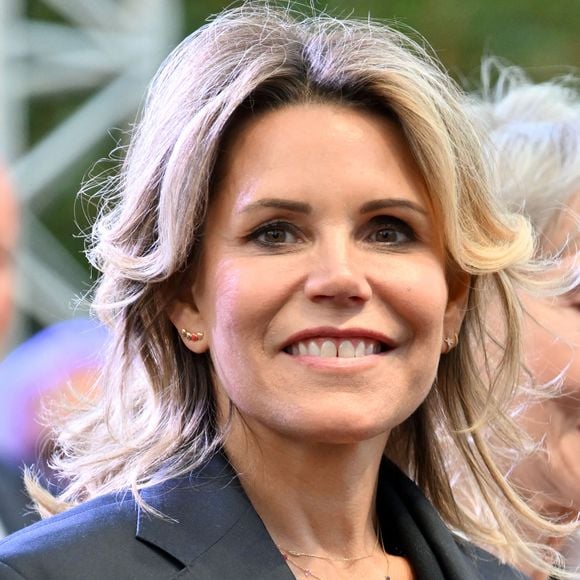 Christian Estrosi, le maire de Nice, avec sa femme, Laura Tenoudji Estrosi et ses invités d'honneur Renaud Muselier, le président de la région PACA, et Denise Fabre, a orchestré "Lou Festin Nissart", un diner amical et convivial autour du maire, au jardin Albert 1er sur la Coulée Verte à Nice le 28 août 2025. © Bruno Bebert/Bestimage