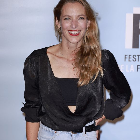 Élodie Varlet au photocall de "Les papillons noirs" lors de la 24ème édition du Festival de la Fiction TV de la Rochelle, le 15 septembre 2022.
© Christophe Aubert via Bestimage