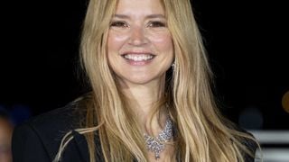 Virginie Efira partie au Japon pour un "voyage important" avec sa fille Ali : "Cela nous a réunies"