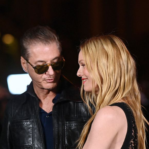 Etienne Daho et Vanessa Paradis assistent au défilé Chanel Womenswear printemps/été 2026 dans le cadre de la Fashion Week de Paris le 06 octobre 2025 à Paris, France. Photo par Franck Castel/ABACAPRESS.COM