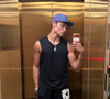 Mais aujourd'hui, il s'est lancé un nouveau défi.

Capture Instagram Cameron Smet.
