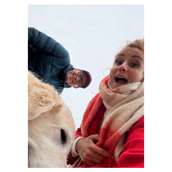 Elodie Gossuin profite d'un séjour familial en Bretagne.
