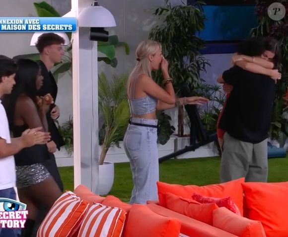 Adrien, Aïmed et Célia dans le sas de Secret Story ce jeudi 10 juillet 2025. (Capture d'écran TFX).
