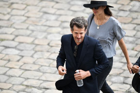 Marion Cotillard, Guillaume Canet quittent la salle après l'hommage national rendu à Jean-Paul Belmondo à l'Hôtel des Invalides à Paris, France, le 9 septembre 2021. L'acteur français Jean-Paul Belmondo est décédé lundi 6 septembre à l'âge de 88 ans. Photo par David Niviere/ABACAPRESS.COM