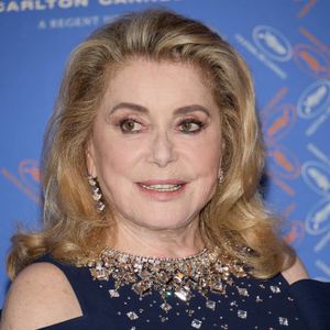 Catherine Deneuve - Photocall du dîner d'ouverture du 76ème Festival International du Film de Cannes, au Carlton. Le 16 mai 2023
© Borde-Jacovides-Moreau / Bestimage