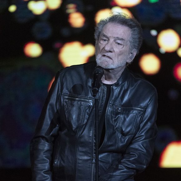 "J'étais impatient de vous retrouver cet été mais ma santé doit passer avant tout" précise-t-il dans un communiqué dévoiél sur les réseaux sociaux
Eddy Mitchell - La Nuit de la Déprime revient aux Folies Bergère, le 3 février 2020. A quelques jours de la Saint-Valentin, on retrouve sur scène les chanteurs les plus déprimants et les humoristes les plus badants, pour pleurer (de rire).

" A quoi sert de courir après le bonheur alors que la déprime est à portée de main" ! Voici le mantra de la Nuit de la déprime de R.Mezrahi. Depuis 8 ans, ce rendez-vous placé sous le signe du désespoir est une soirée incontournable à quelques jours de la Saint-Valentin.&