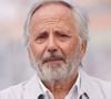 Qui n'est autre que Fabrice Luchini
Fabrice Luchini - Photocall du film "Marcello Mio" (Compétition) lors du 77ème Festival International du Film de Cannes (14 - 25 mai 2024), le 22 mai 2024.
© Moreau / Jacovides / Bestimage
