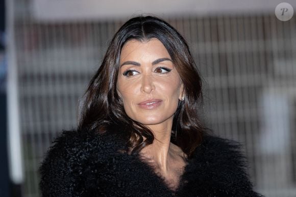 Jenifer Bartoli assiste à la 24e édition des NRJ Music Awards - Arrivée sur le tapis rouge au Palais des Festivals le 18 novembre 2022 à Cannes, France. Photo de Shootpix/ABACAPRESS.COM