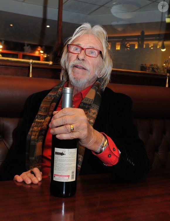 L'acteur y produit notamment du vin
Le comedien francais Pierre Richard participe a une presentation et a une degustation de ses vins a Narbonne, le 10 decembre 2013. Pierre Richard, est proprietaire du domaine viticole "Chateau Bel Eveque", a Gruissan dans l'Aude.
ROBERT FAGES / BESTIMAGE