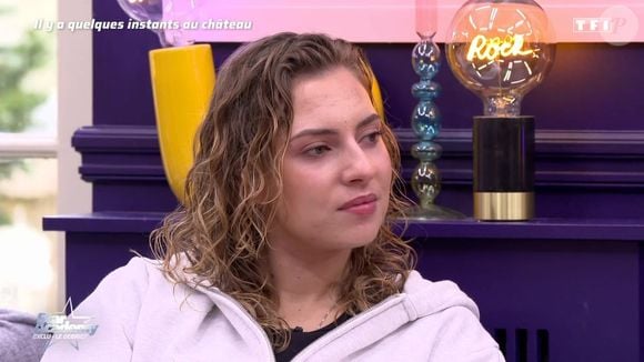 Léa et Sarah ont passé des évaluations devant un corps professoral très différent de d'habitude.