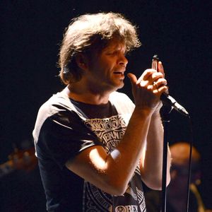 Les 29 et 30 mars au 104, à Paris, plusieurs artistes ont rendu un nouvel hommage à Alain Bashung avec le spectacle "Dernières nouvelles de Frau Major". Etaient présents Brigitte Fontaine, Chloe Mons, Albin de la Simone, Bertrand Cantat, Christophe Miossec et Kent, ainsi que son guitariste Yan Pechin
Agence / Bestimage