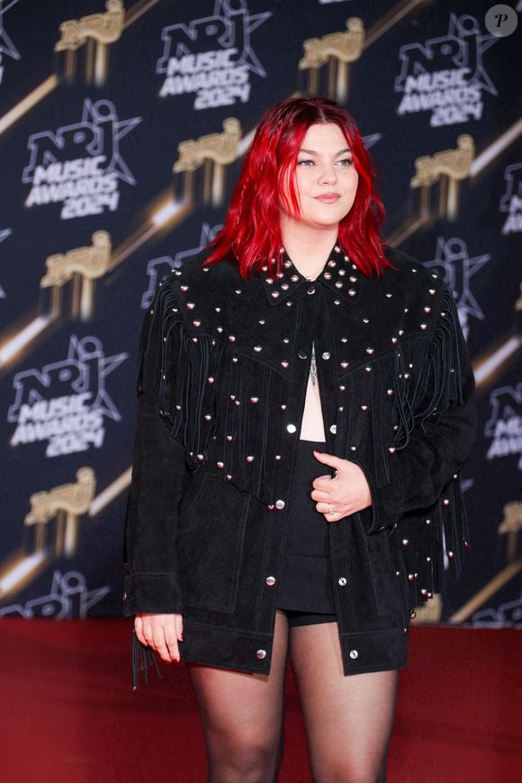 Louane - Photocall de la 26ème édition des NRJ Music Awards au palais des festivals de Cannes, le 1er novembre 2024. 
© Guignebourg / Bebert / Bestimage