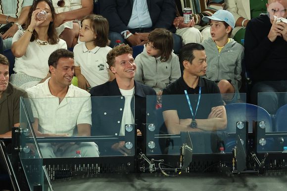 Pour les prochains mois, Léon Marchand a choisi de partir en Australie

Léon Marchand en tribunes lors de la finale homme "Jannik Sinner - Alexander Sverev (6/3 - 7/6 - 6/3)" du tournoi de tennis d'Open 2025 de Melbourne en Australie, le 25 janvier 2025.
© Nicolas Luttiau/Bestimage