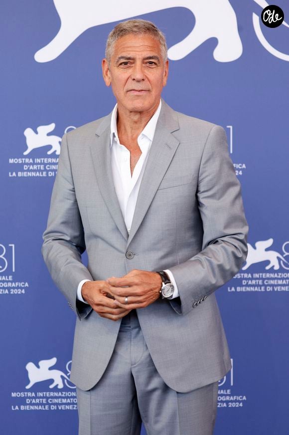 Avec une fortune estimée à 250 millions d'euros, il occupe la 500e et dernière place du classement.

George Clooney - Photocall du film "Wolfs" lors du 81ème festival international du film de Venise, la Mostrale 1er septembre 2024.
Action Press / Bestimage