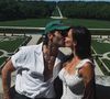 C'est face aux jardins du château de Chambord que Jade Leboeuf a décidé d'officialiser la bonne nouvelle.